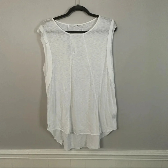 LaMade Revolve White Wide Strap Hi-Low Tunic Tank Size Large NWT - Picture 2 of 8